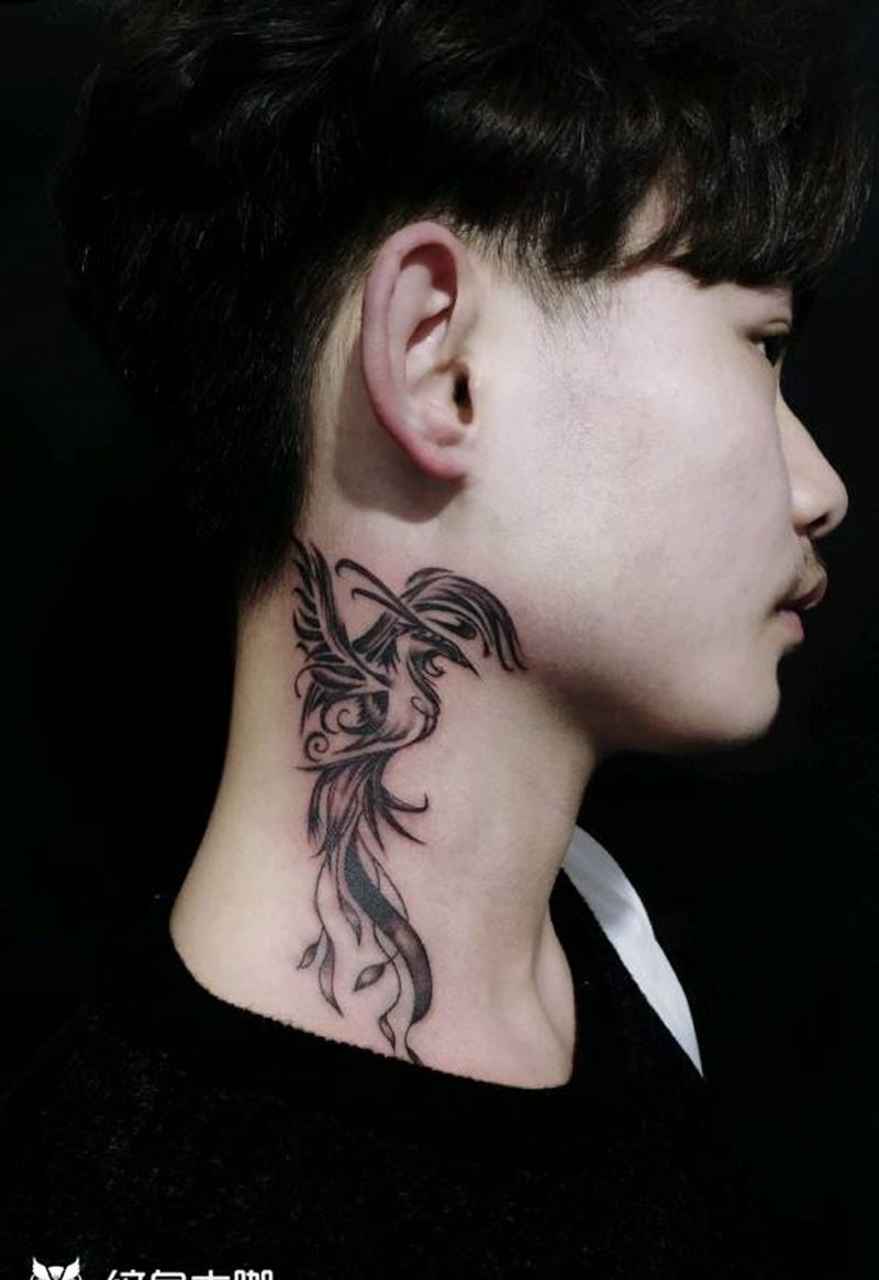 凤凰纹身图片_颈部新传统老传统凤凰纹身图案