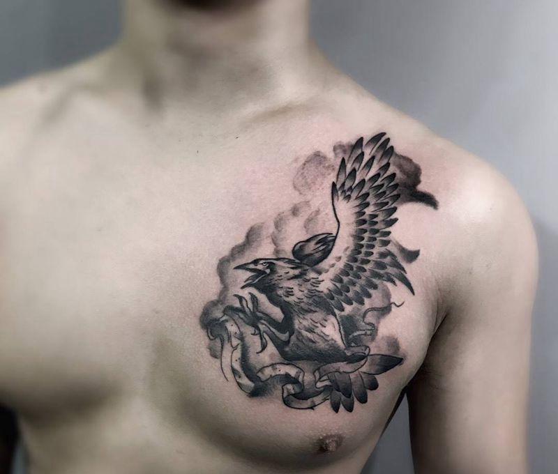 鹰纹身图片_成品胸部传统清新欧美动物纹身图案