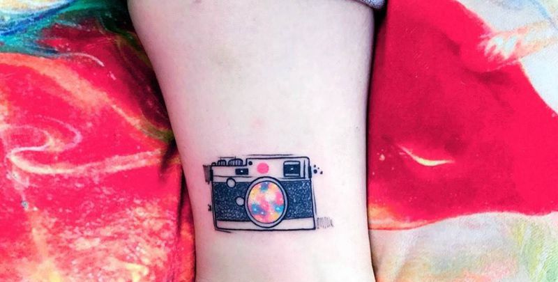 相机纹身图片_成品脚部清新欧美原创静物纹身图案