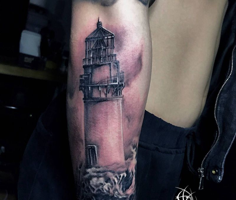 灯塔纹身图片_手臂纹身图案