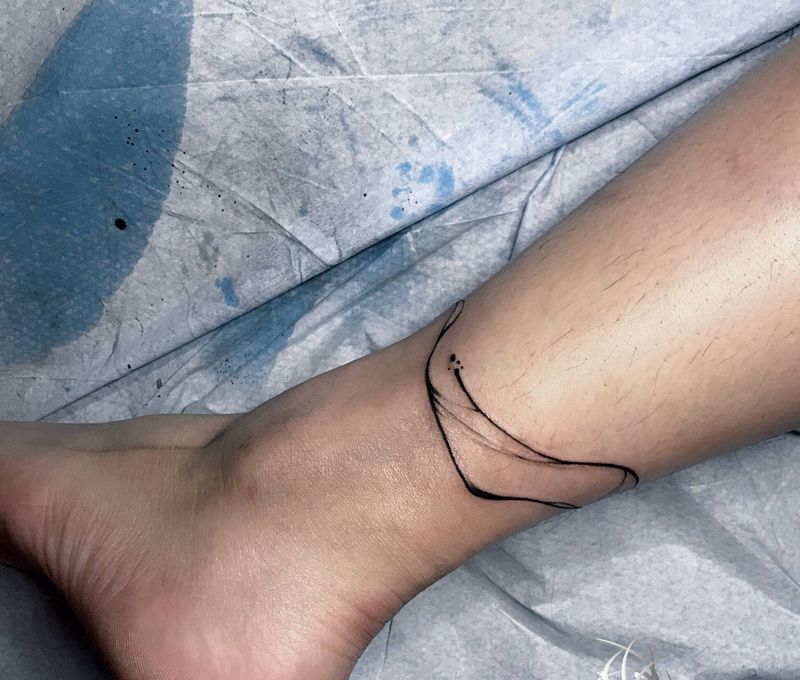 线纹身图片_腿部纹身图案