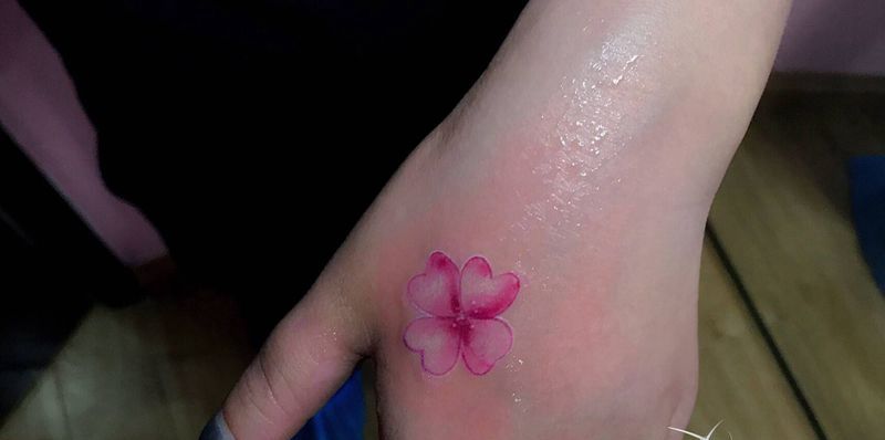 小图纹身图片_手部纹身图案