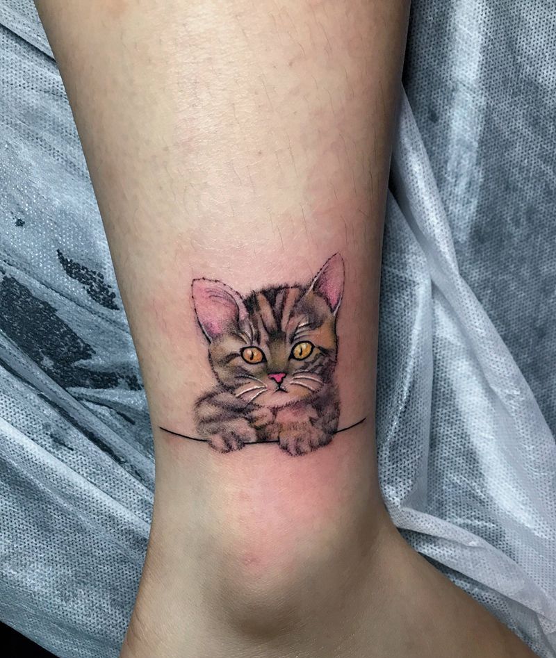 猫咪纹身图片_手部纹身图案