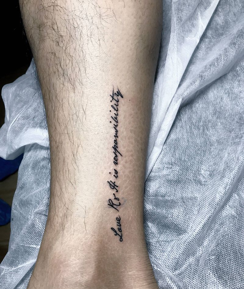 字母纹身图片_腿部纹身图案