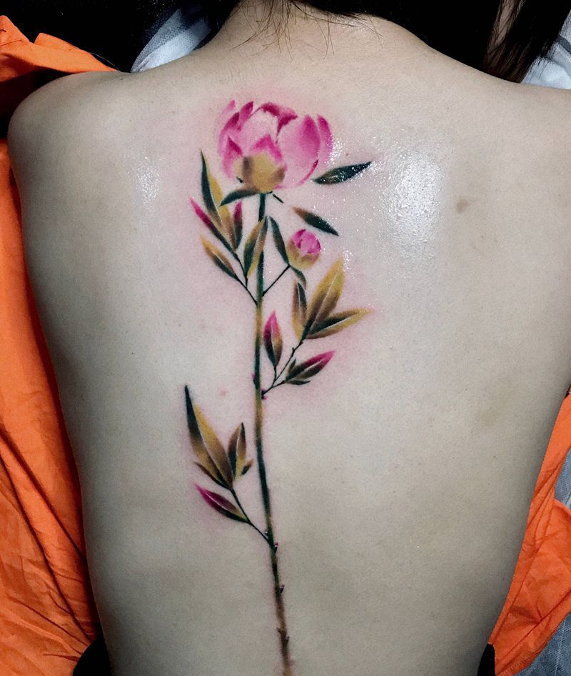 水彩风纹身图片_背部纹身图案