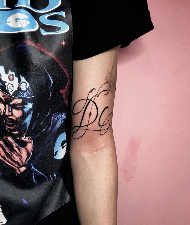 DC纹身图片_手部纹身图案