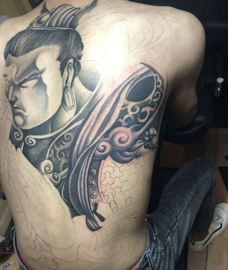 满背未完纹身图片_背部新传统纹身图案