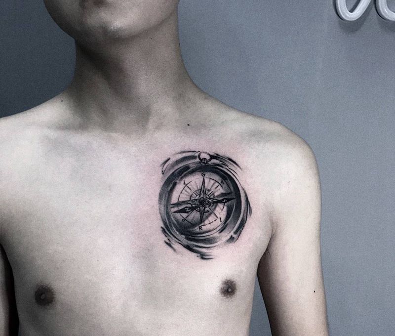 指南针纹身图片_成品肩部清新几何纹身图案