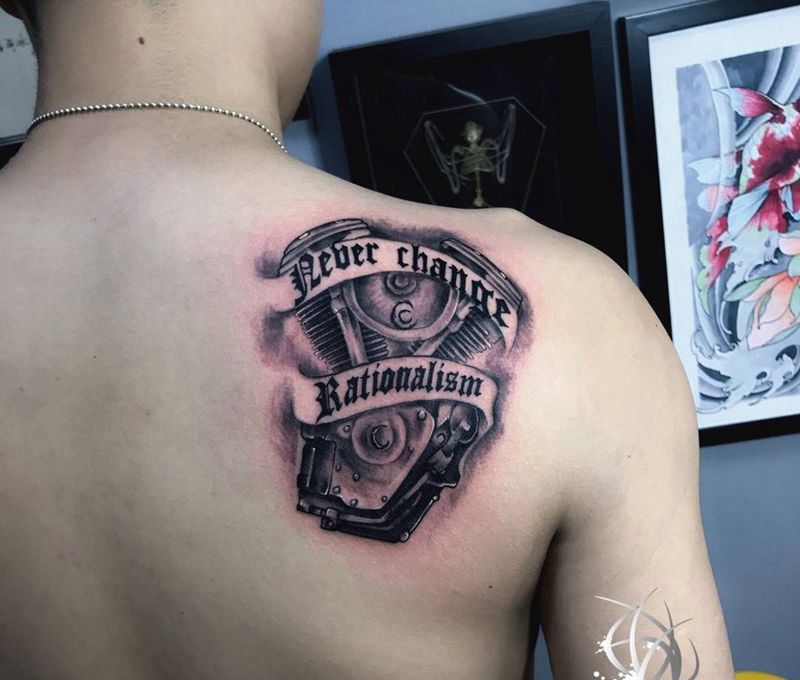 发动机纹身图片_成品肩部纹身图案