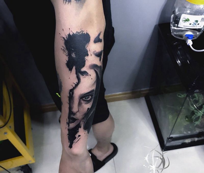 水墨纹身图片_成品手部纹身图案