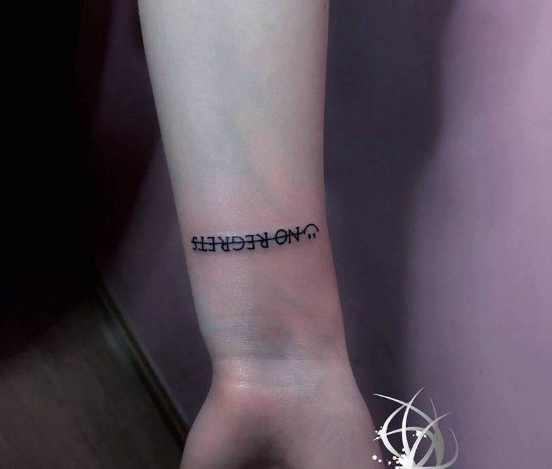 字母纹身图片_手部纹身图案