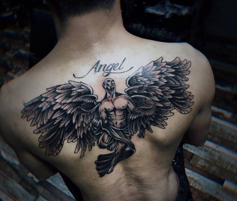 六翼天使纹身图片