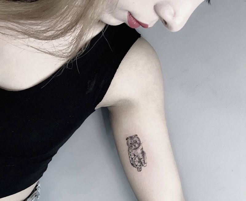 胖墩纹身图片_成品手部手臂肖像欧美写实动物纹身图案