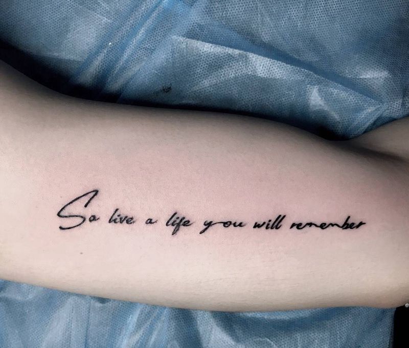 字母纹身图片_成品手部纹身图案