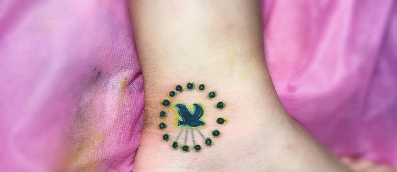 鸟纹身图片_成品脚部清新动物纹身图案