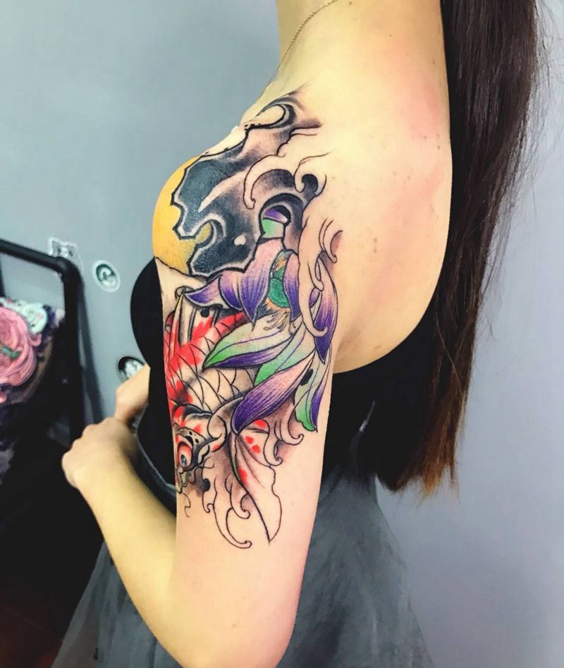 莲花锦鲤纹身图片_成品手臂传统鬼神动物纹身图案