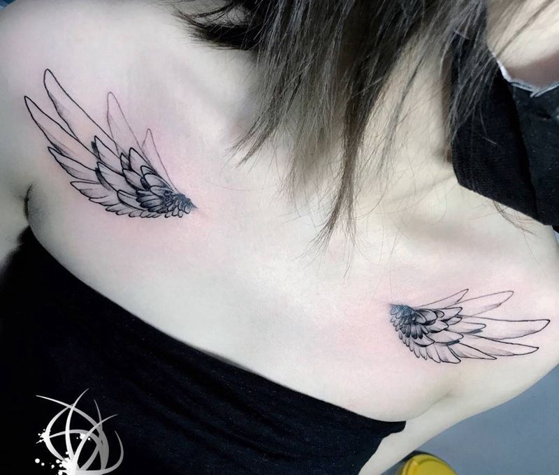 翅膀纹身图片_成品肩部清新纹身图案