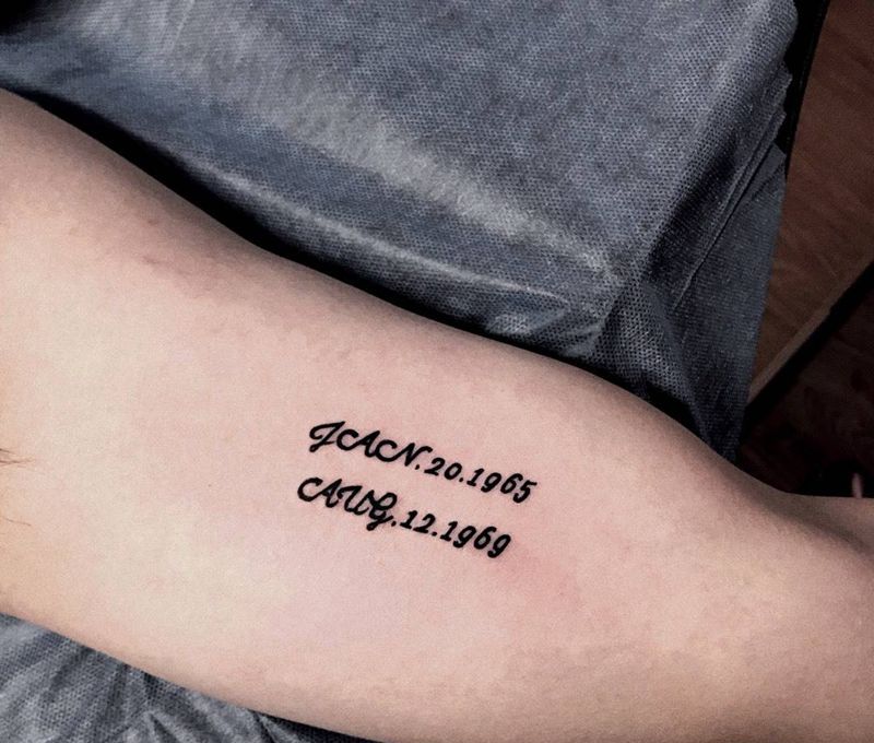 字母纹身图片_成品手部清新纹身图案