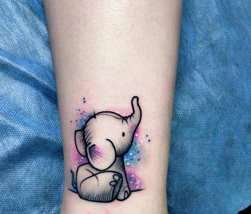 小象纹身图片_成品腿部清新动物纹身图案