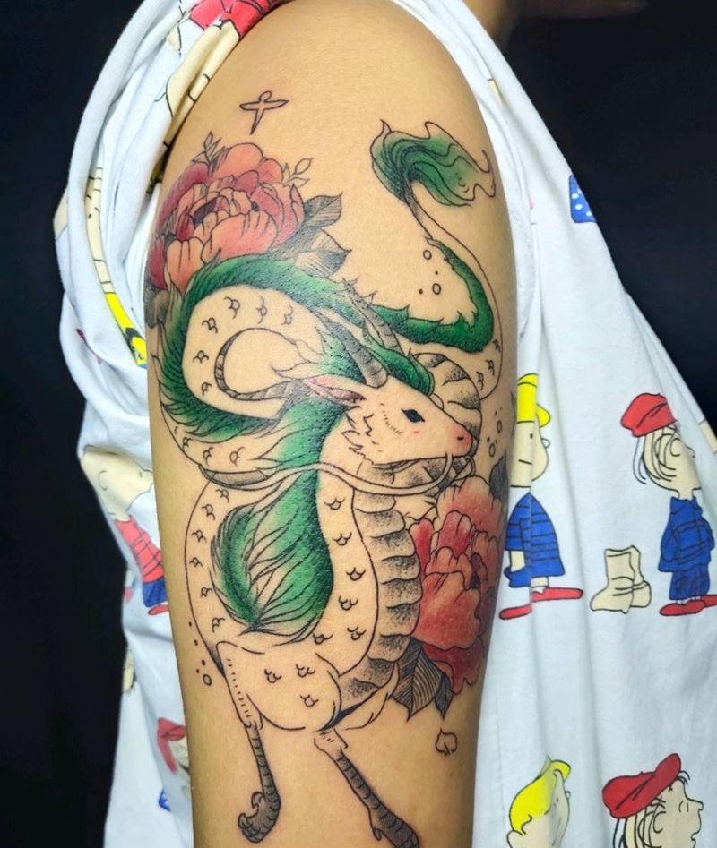 小白龙纹身图片_手臂水彩New School龙花纹身图案