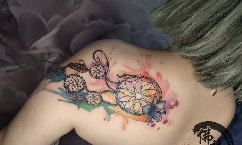 水彩捕梦网纹身图片_手臂肩部水彩水墨纹身图案