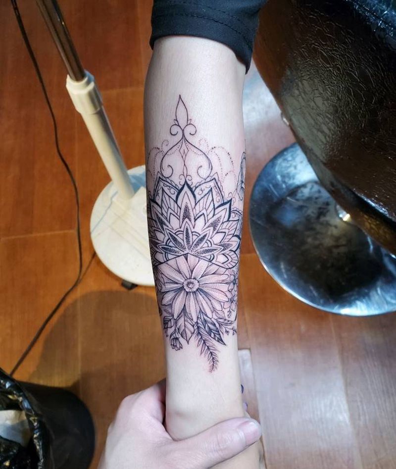 素花拼接纹身图片_几何点刺纹身图案