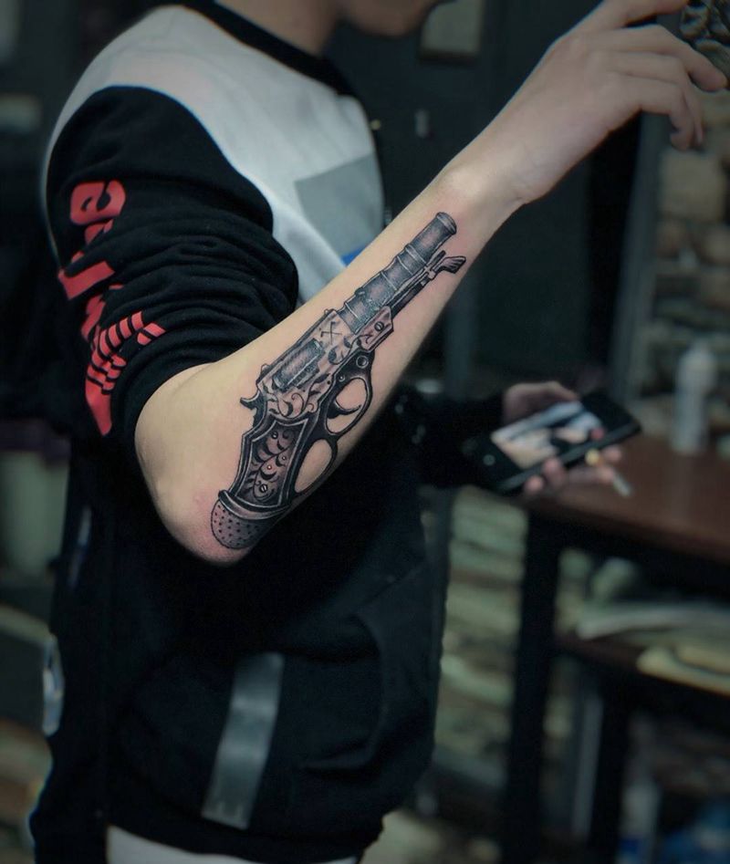 手枪纹身纹身图片