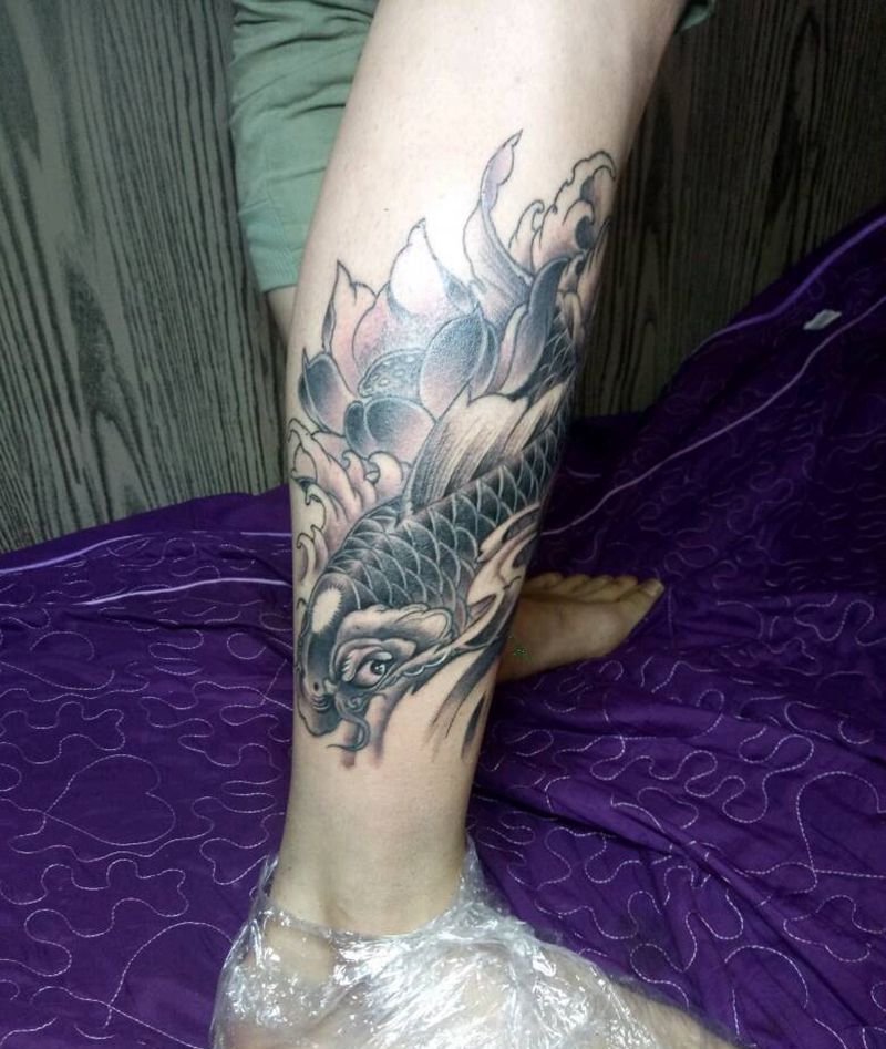 鲤鱼纹身图片_手臂腿部传统动物成品纹身图案