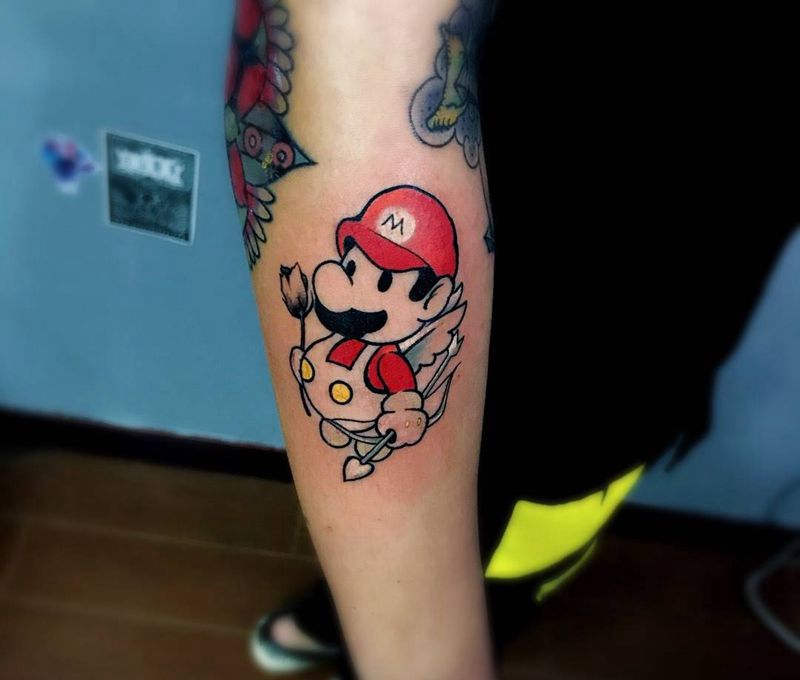 马里奥纹身图片_成品手部清新人物纹身图案