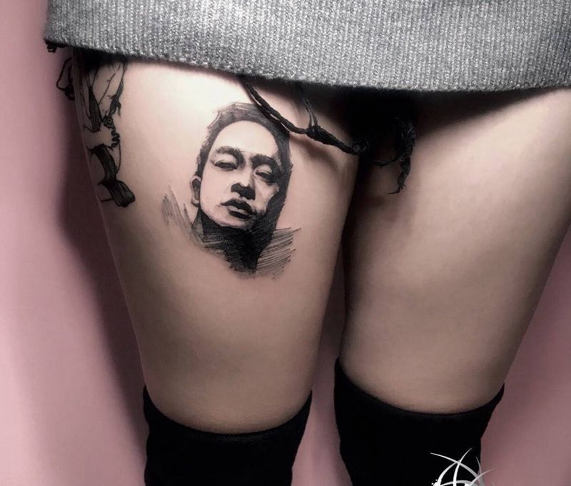 国荣纹身图片_腿部纹身图案