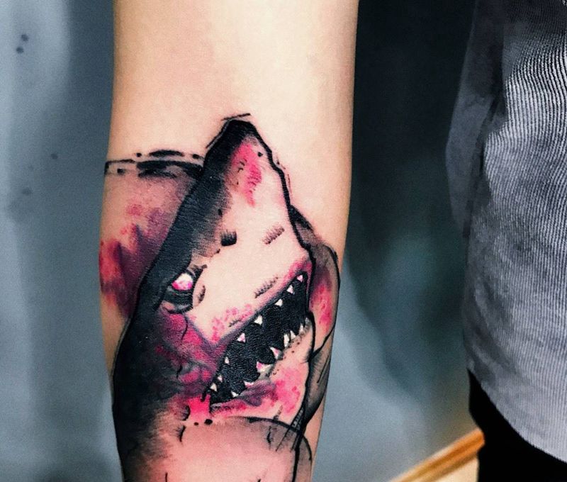 遮盖纹身图片_成品手部欧美动物纹身图案