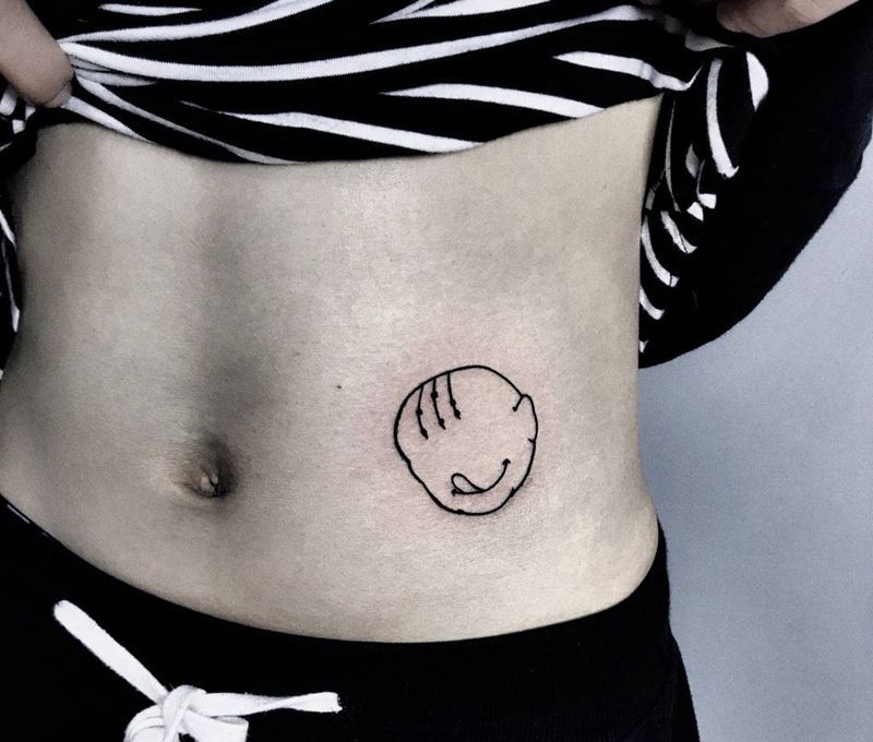 小孩纹身图片_成品腰部清新纹身图案