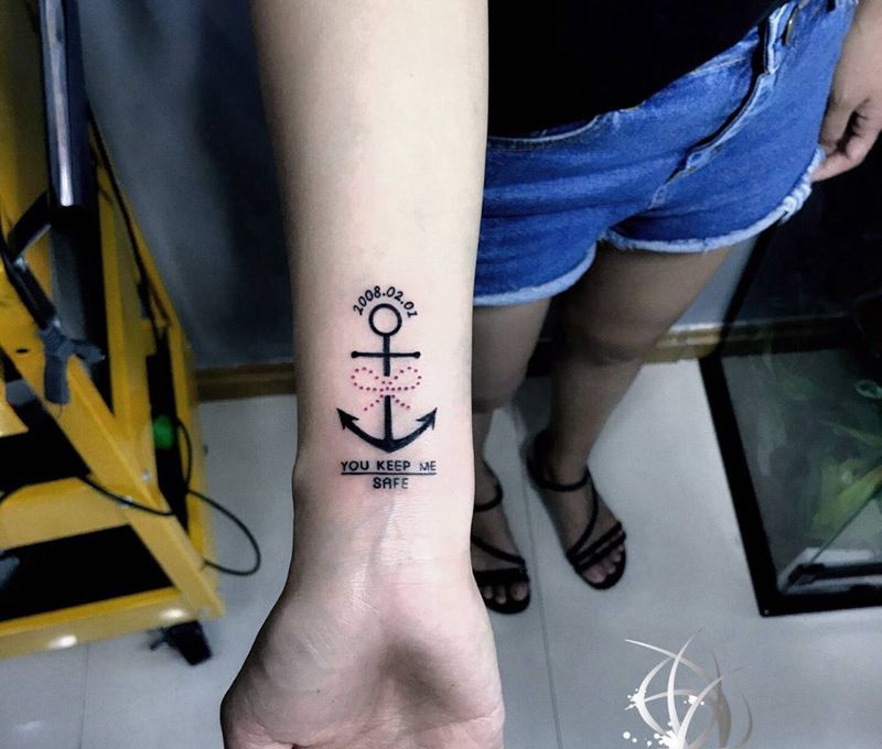 小图纹身图片_手部纹身图案