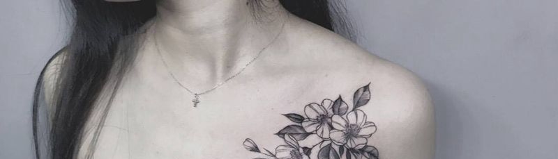 花纹身图片_成品胸部传统清新静物植物纹身图案