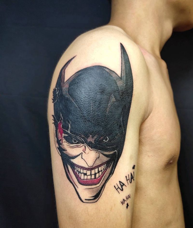 蝙蝠侠遮盖狼头纹身图片_手臂欧美写实New School蝙蝠侠纹身图案