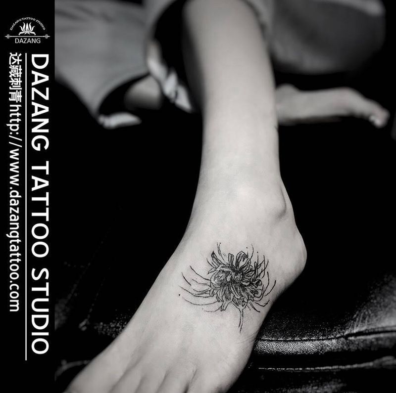 遮盖 彼岸花 点刺纹身图片