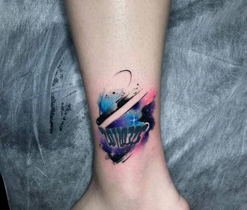 水彩纹身图片_脚部纹身图案