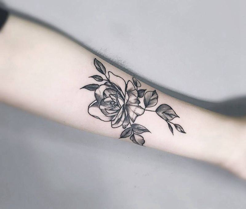 花纹身图片_成品手部清新植物纹身图案