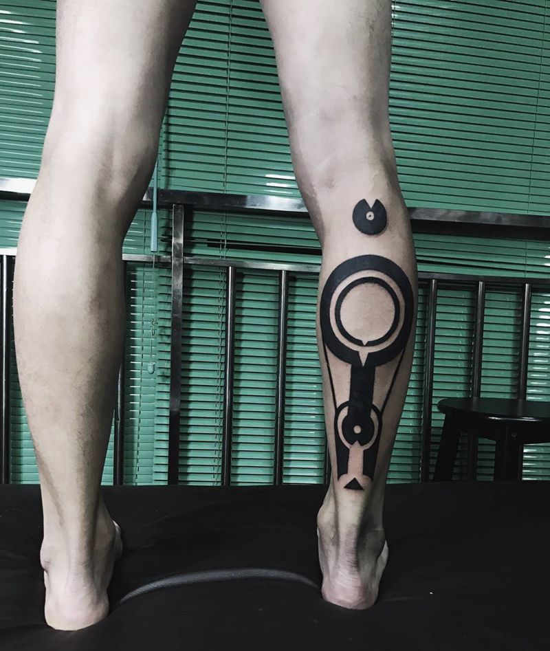 圆圆满满纹身图片_成品腿部欧美传统图腾纹身图案