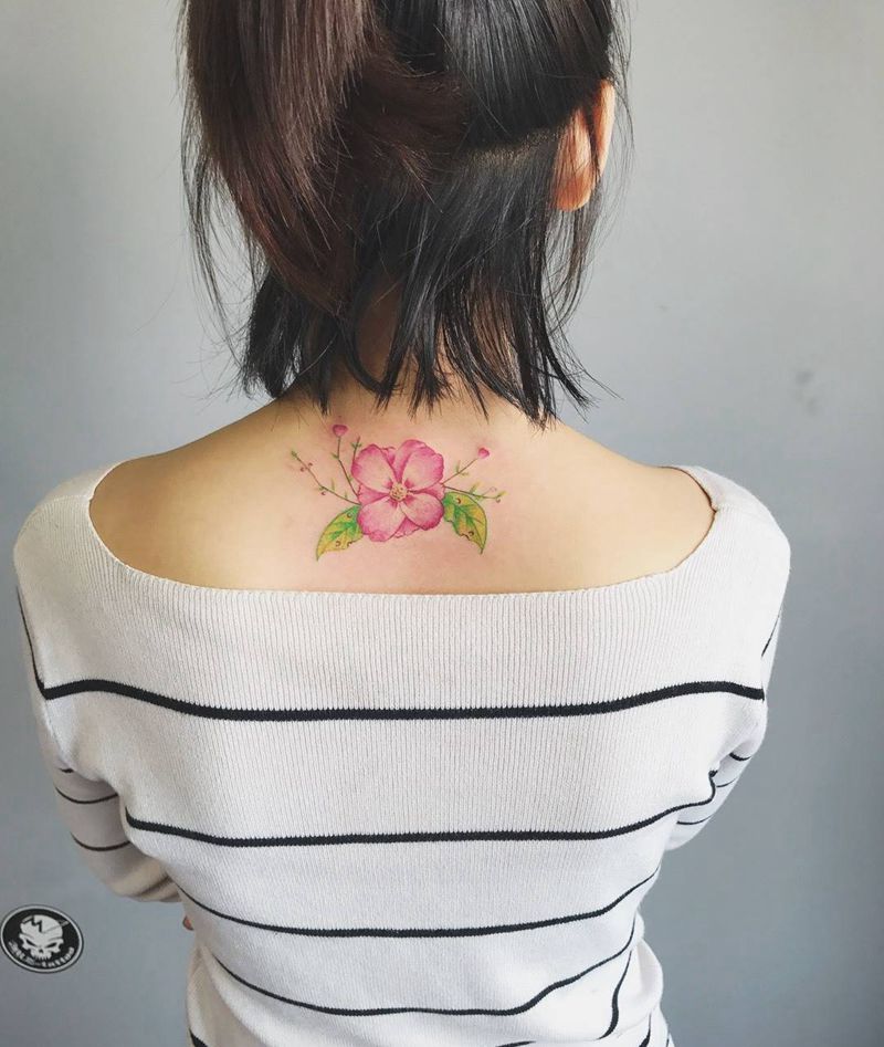 花纹身图片_颈部清新静物植物纹身图案