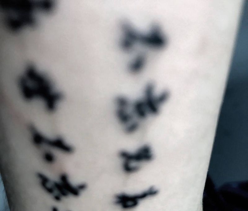 字母纹身图片_成品手部清新字符纹身图案