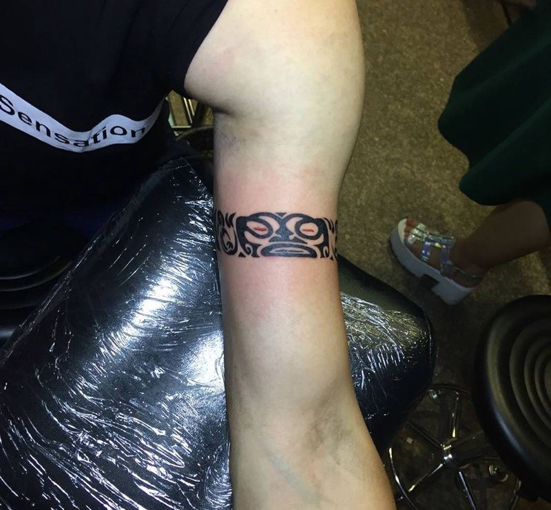 原创玛雅图腾臂环纹身图片