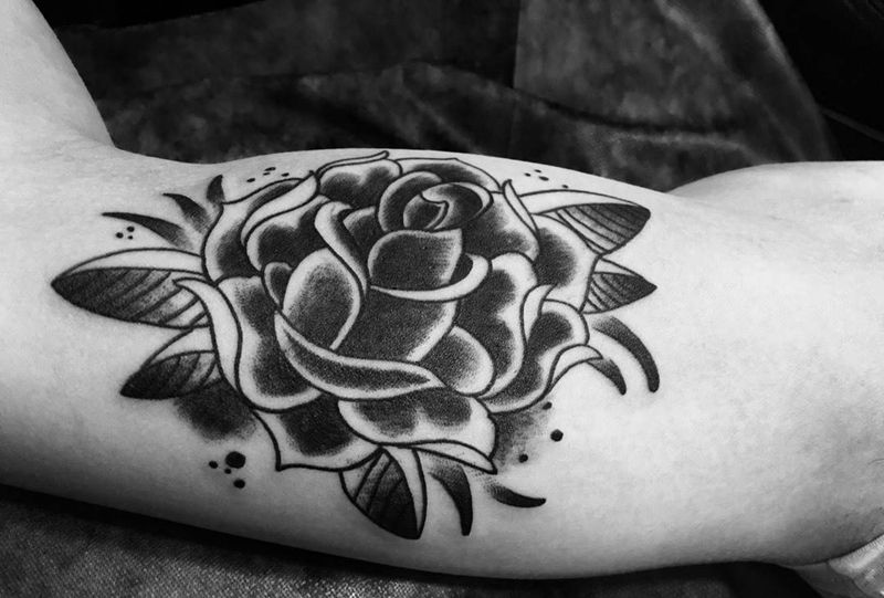 欧美玫瑰纹身图片