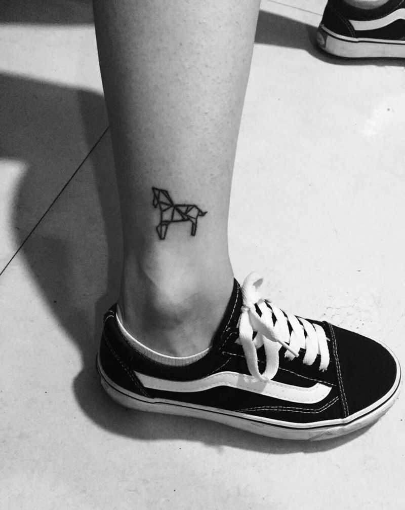 小木马纹身图片