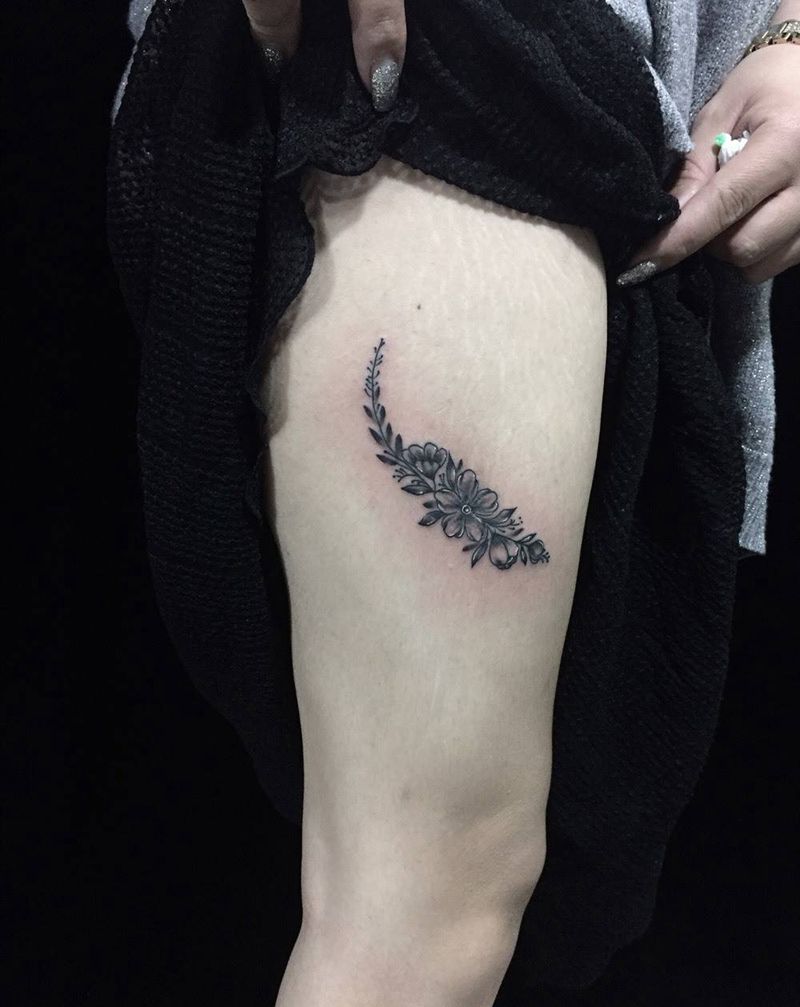 花纹身图片_成品腿部传统遮盖纹身图案