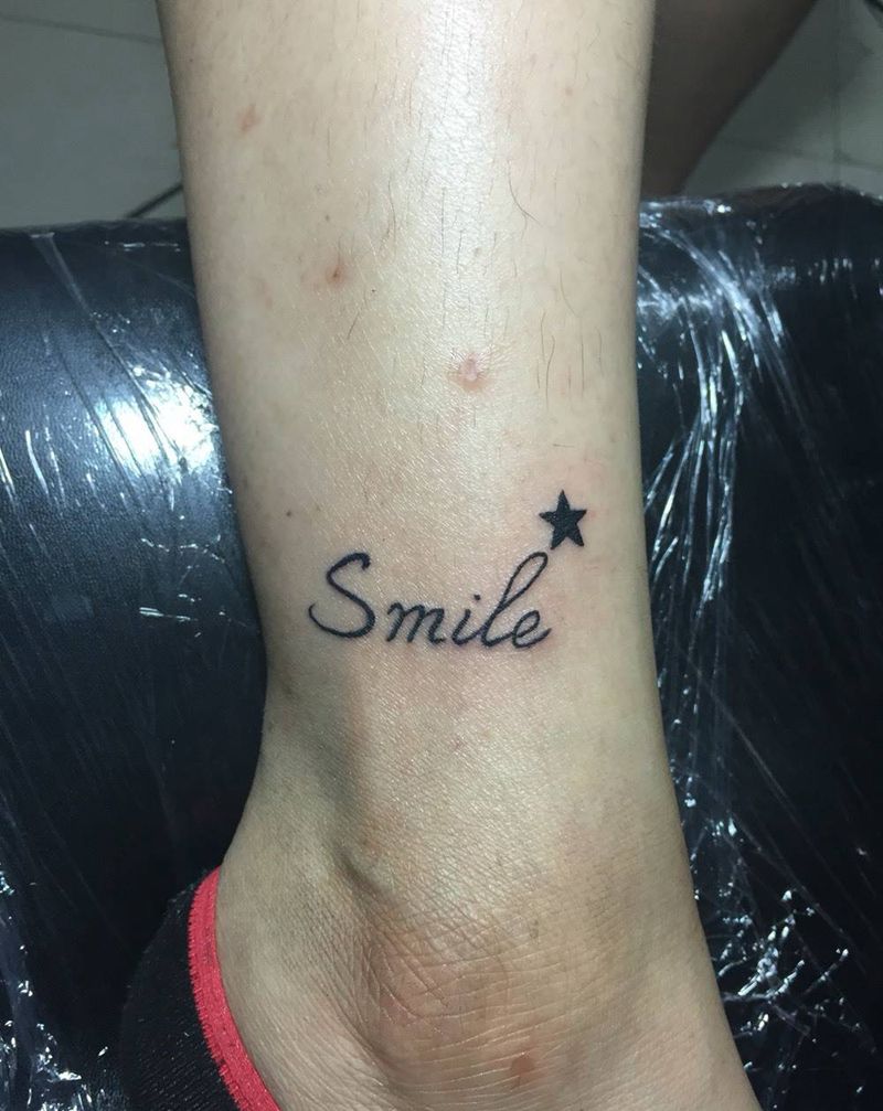 英文微笑纹身图片