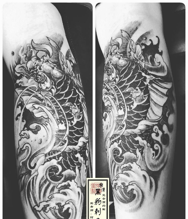 小腿锦鲤纹身图片_腿部手臂纹身图案