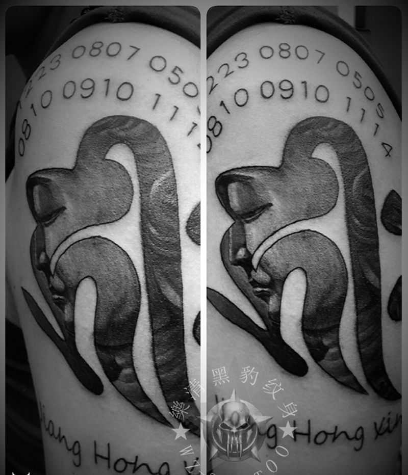 属猪守护佛纹身图片_手臂脚部纹身图案