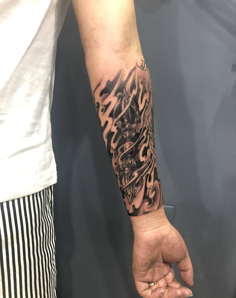 小臂纹身图片_手部纹身图案