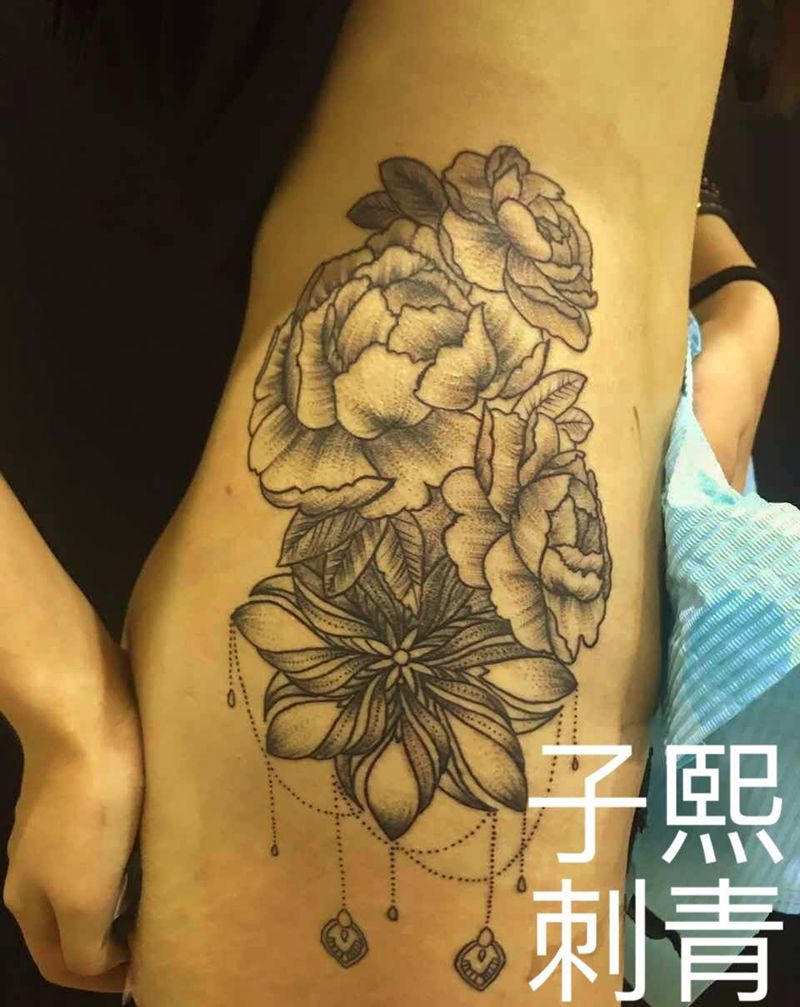 腰花纹身图片